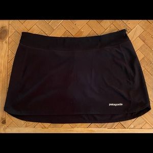 Like new medium black Patagonia athletic skort.